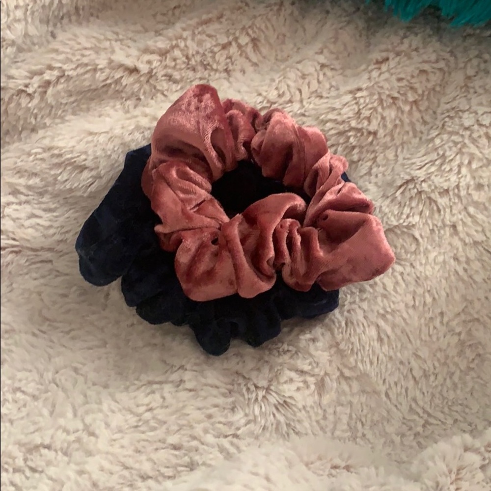 jumbo scrunchies